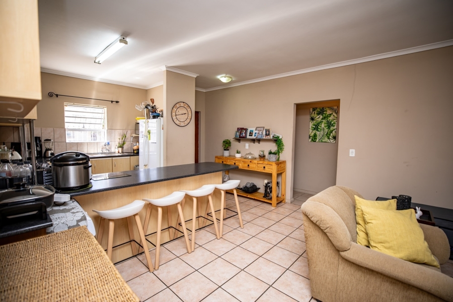 2 Bedroom Property for Sale in De Oude Spruit Western Cape